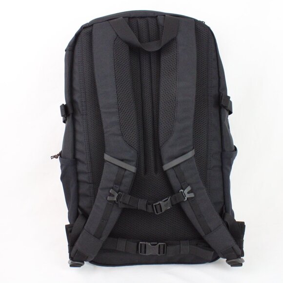 NWT Fjallraven Skule 28 Daypack Backpack in Black (23346) - Picture 3 of 15